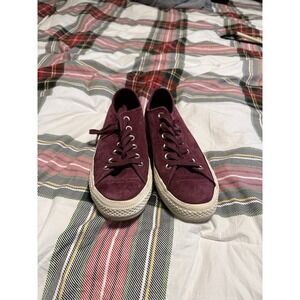Converse All Star Chuck Taylor Burgundy Red Suede Low Top Women's Size 9